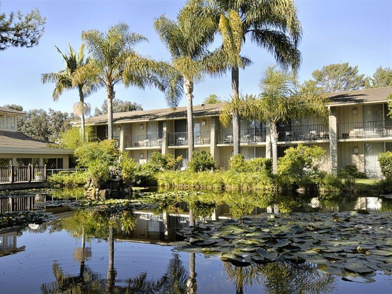 Ramada By Wyndham Santa Barbara Hotel Goleta Buitenkant foto