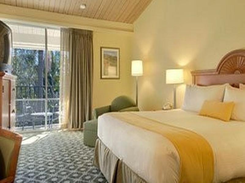 Ramada By Wyndham Santa Barbara Hotel Goleta Buitenkant foto